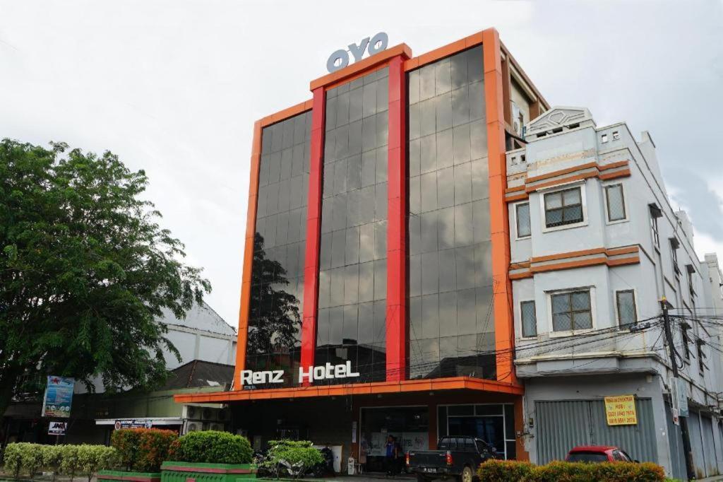 Ren'Z Hotel Панкалпинанг Экстерьер фото